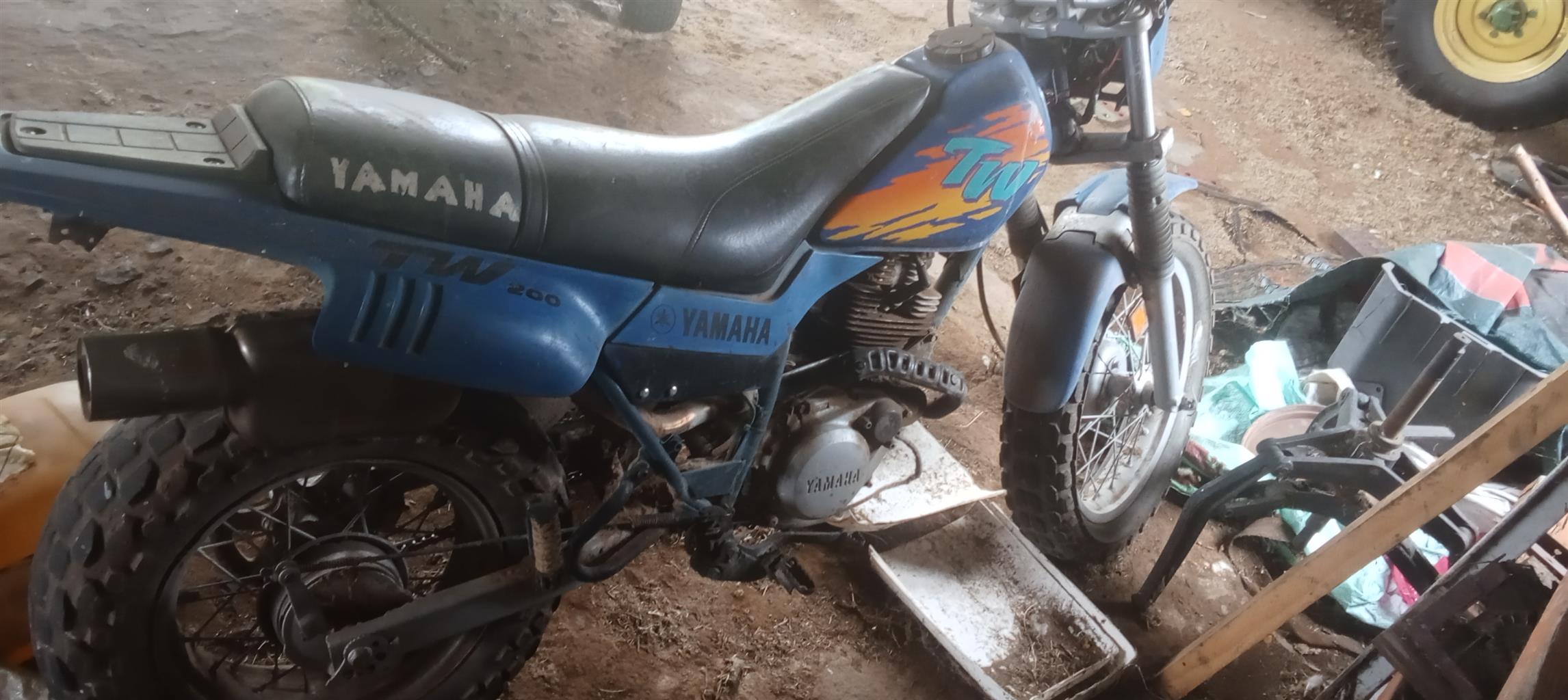 1994 Yamaha tw200 rainbow warrior motor cycle for sale - Private Seller 1994 Yamaha tw200 rainbow warrior motor cycle for sale - Private Seller