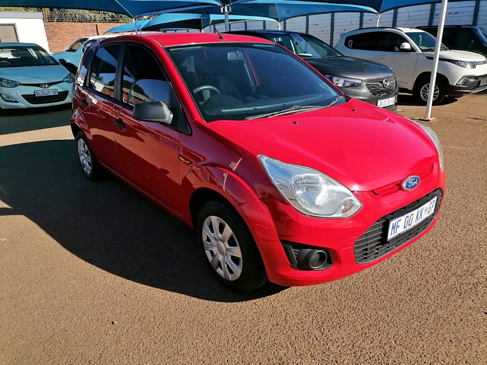 2013 Ford figo