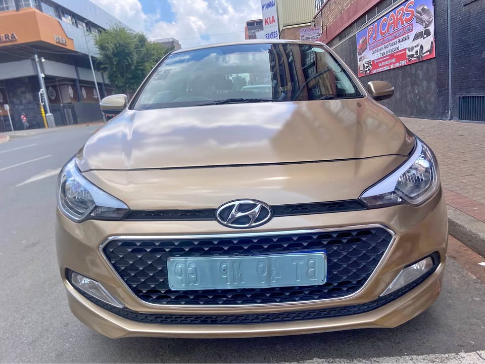 2015 Hynday i20 km Automatic
