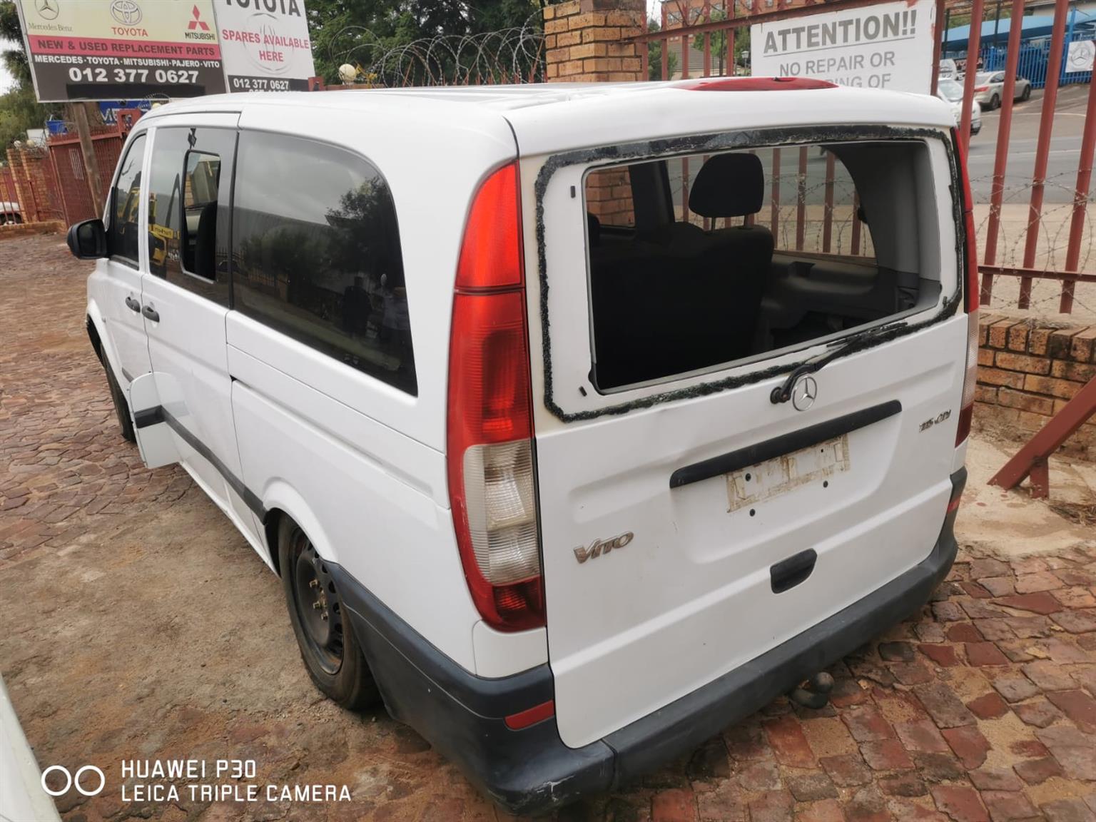 2009 Mercedes Vito 115 manual diesel stripping used parts