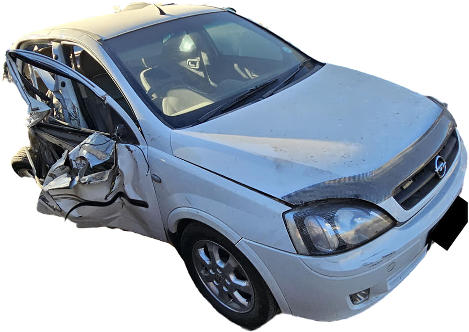 Opel corsa stripping for spares - Private Seller