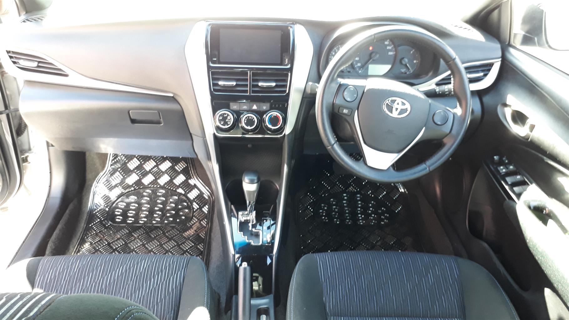 2018 Toyota Yaris Hatch Yaris 1 5 Xs Cvt 5dr Junk Mail