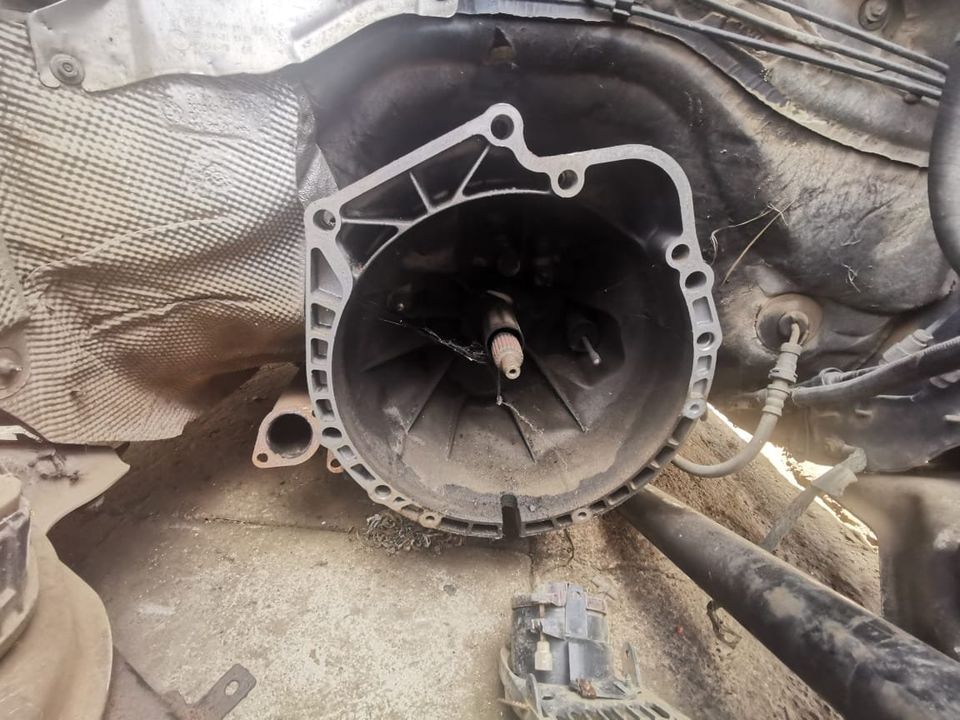 Bmw 320i E90 manual gearbox for sale Bmw 320i E90 manual gearbox for sale