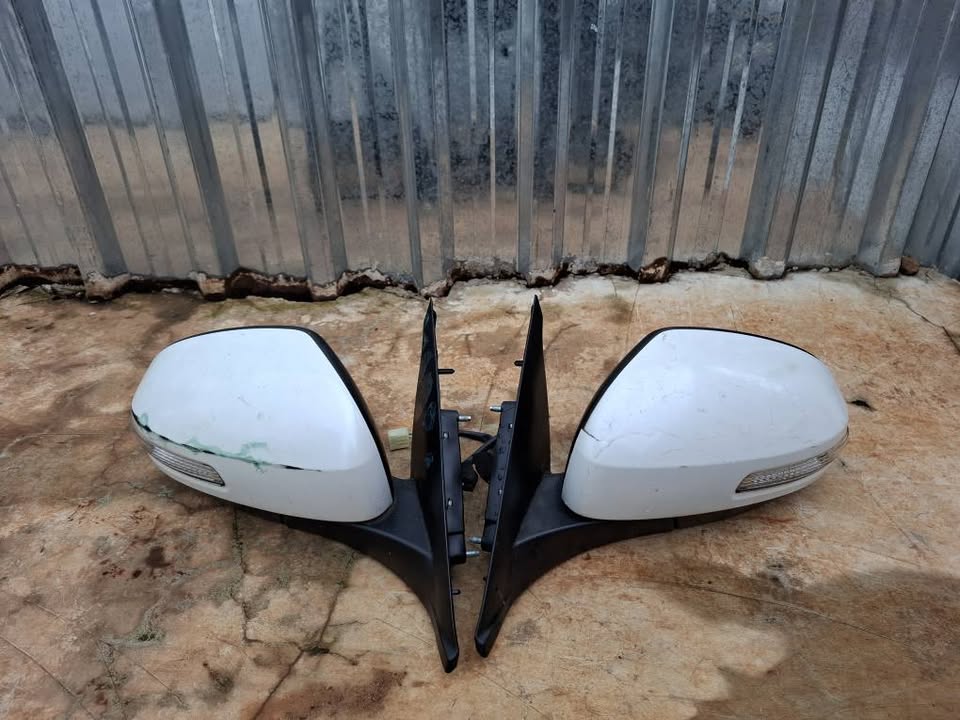 Toyota Urban Cruiser Side Mirrors - Private Seller