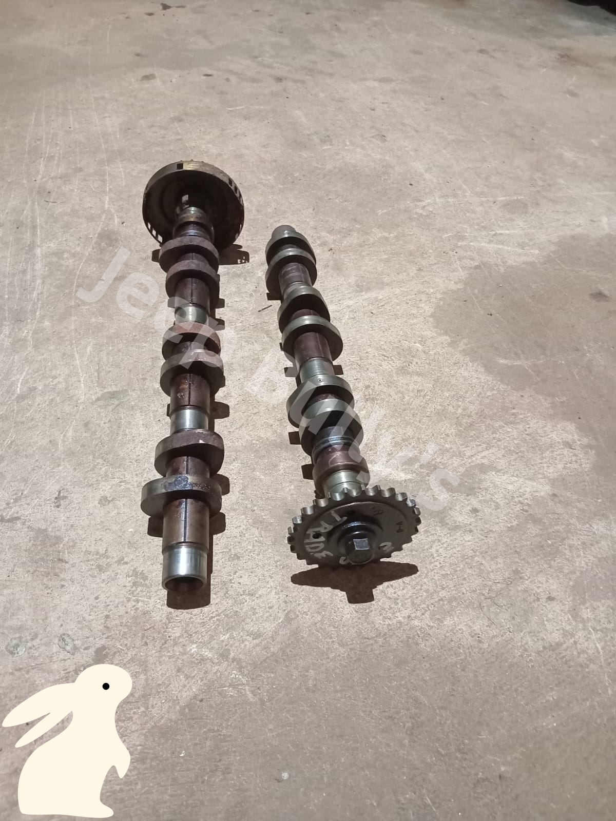 Used Camshafts For 3.7 Jeep Cherokee KJ - Private Seller Used Camshafts For 3.7 Jeep Cherokee KJ - Private Seller