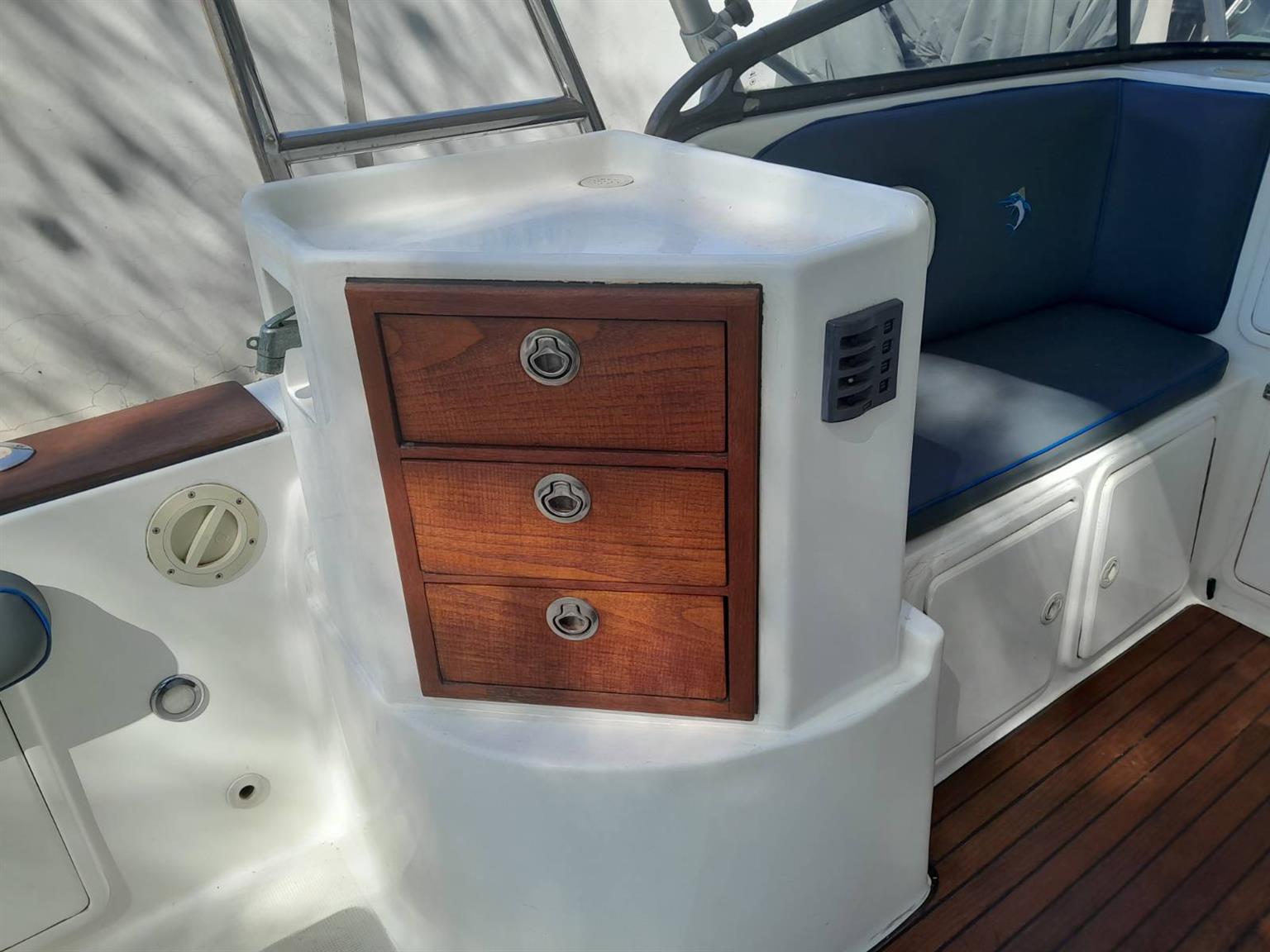 Novacraft 220 Sportfisher Boat