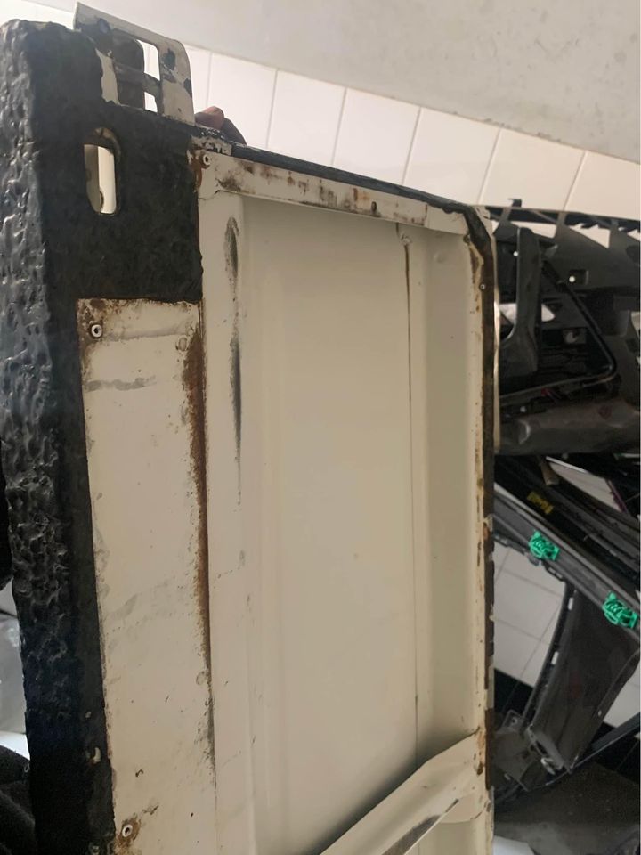 Toyota Land cruiser tailgate - Private Seller