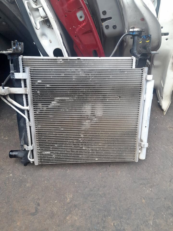 HYUNDAI I10 GRAND COMPLETE RADIATOR AVAILABLE - Private Seller HYUNDAI I10 GRAND COMPLETE RADIATOR AVAILABLE - Private Seller