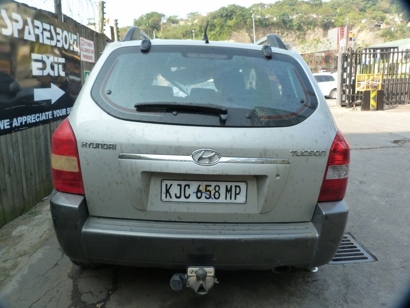 Hyundai Tucson 2.0 Manual Silver - 2008 STRIPPING FOR SPARES - Private Seller Hyundai Tucson 2.0 Manual Silver - 2008 STRIPPING FOR SPARES - Private Seller