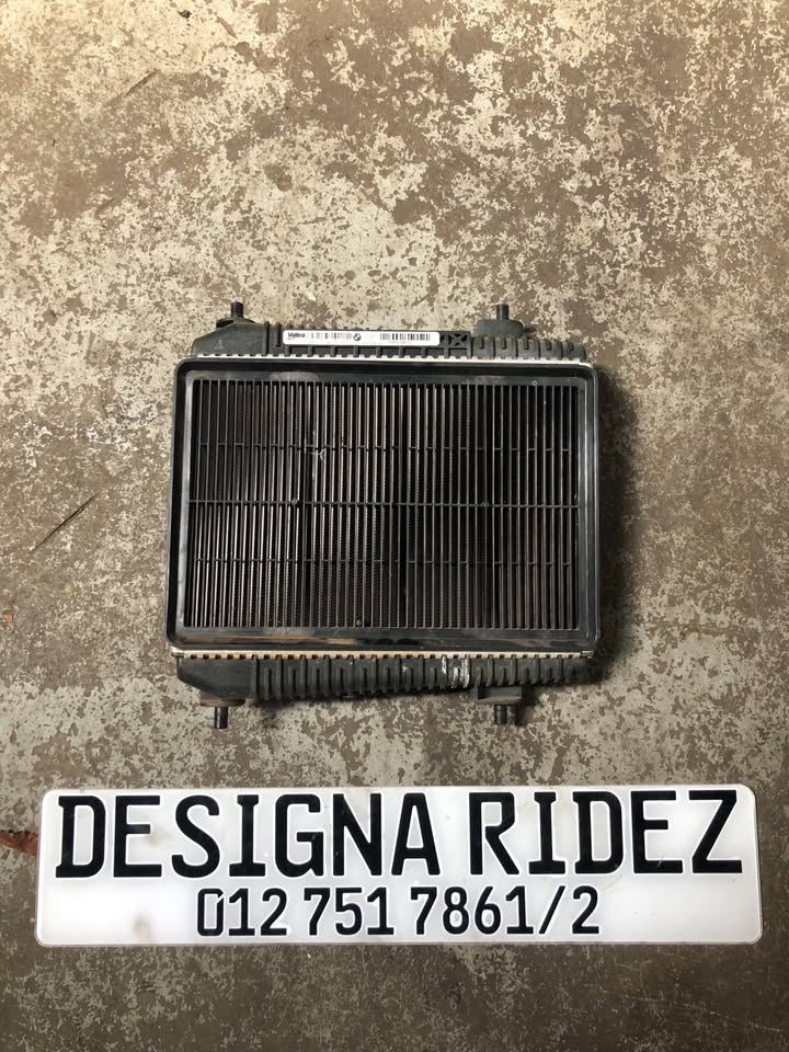 BMW G80 M3/G82/G83/G87 M2 - LEFT SIDE AUXILIARY (REMOTE) RADIATOR AVAILABLE. - Private Seller BMW G80 M3/G82/G83/G87 M2 - LEFT SIDE AUXILIARY (REMOTE) RADIATOR AVAILABLE. - Private Seller