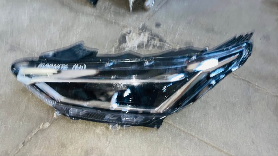 NISSAN MAGNITE LED HEADLIGHTS - Private Seller