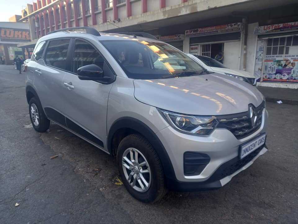 2024 RENAULT TRIBER 1.0 PETROL, MANUAL, SILVER COLOR, MILEAGE 3000