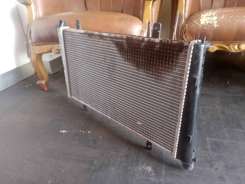 VOLVO V40 2010 AUTOMATIC RADIATOR AVAILABLE - Private Seller VOLVO V40 2010 AUTOMATIC RADIATOR AVAILABLE - Private Seller