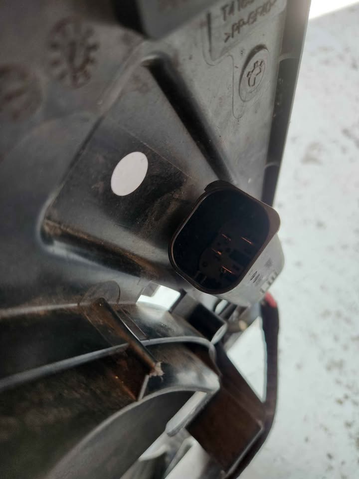 BMW G20 radiator fan - Private Seller