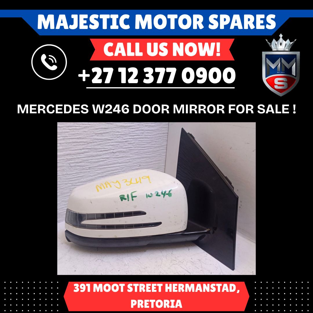 2013 Mercedes-Benz B180 W246 Preface door mirror for Sale - Second Hand - Private Seller 2013 Mercedes-Benz B180 W246 Preface door mirror for Sale - Second Hand - Private Seller