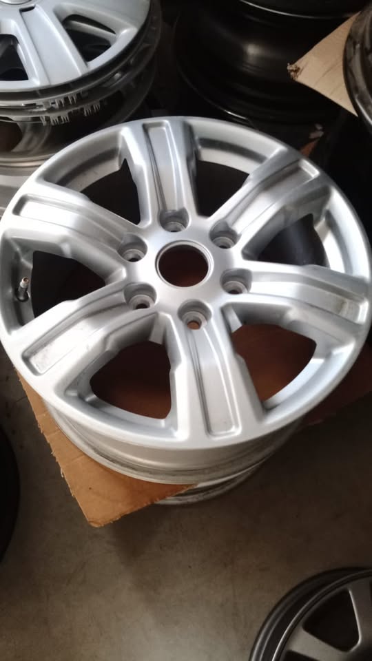 17inch Ford Ranger mag to use for spare - Private Seller 17inch Ford Ranger mag to use for spare - Private Seller