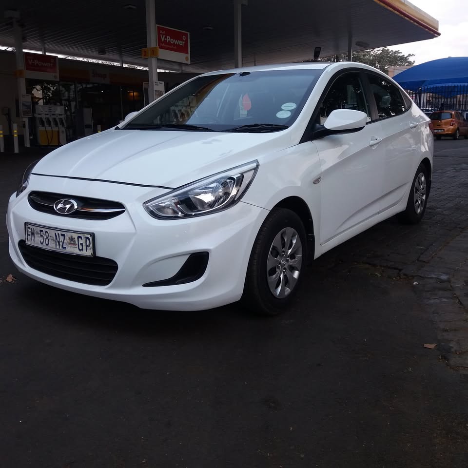 2015 Hyundai Accent 1.6 Available