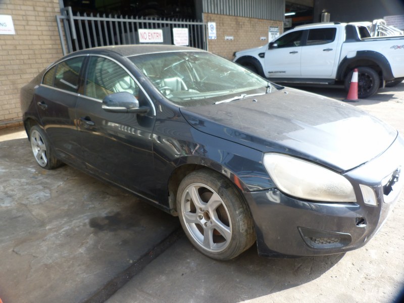 Volvo S60 2.0 T Manual Black - 2011 STRIPPING FOR SPARES - Private Seller Volvo S60 2.0 T Manual Black - 2011 STRIPPING FOR SPARES - Private Seller