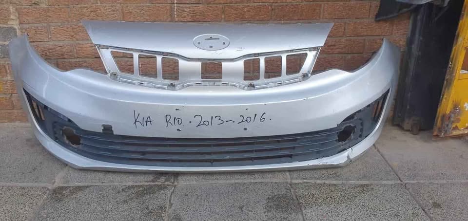 KIA Rio Front Bumper. Call or DM . - Private Seller KIA Rio Front Bumper. Call or DM . - Private Seller