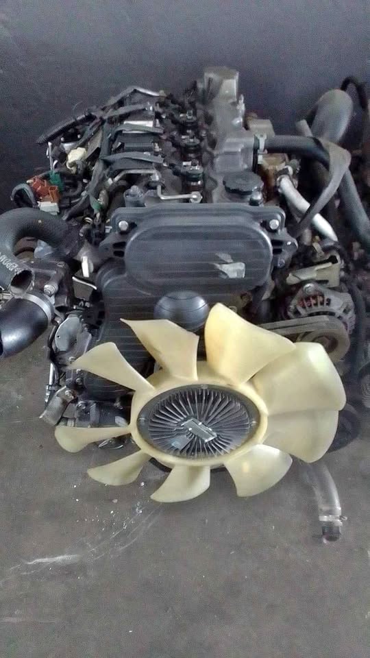 FORD / MADZA WEAT 3.0L COMPLETE ENGINE FOR SALE - Private Seller FORD / MADZA WEAT 3.0L COMPLETE ENGINE FOR SALE - Private Seller