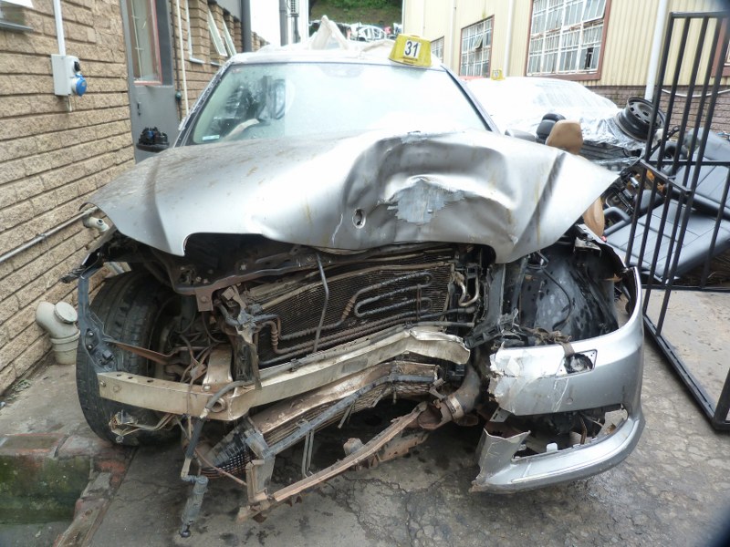 Mercedes C200 BE W204 Elegance AT Grey - 2013 SPARESBOYZ STRIPPING FOR SPARES - Private Seller
