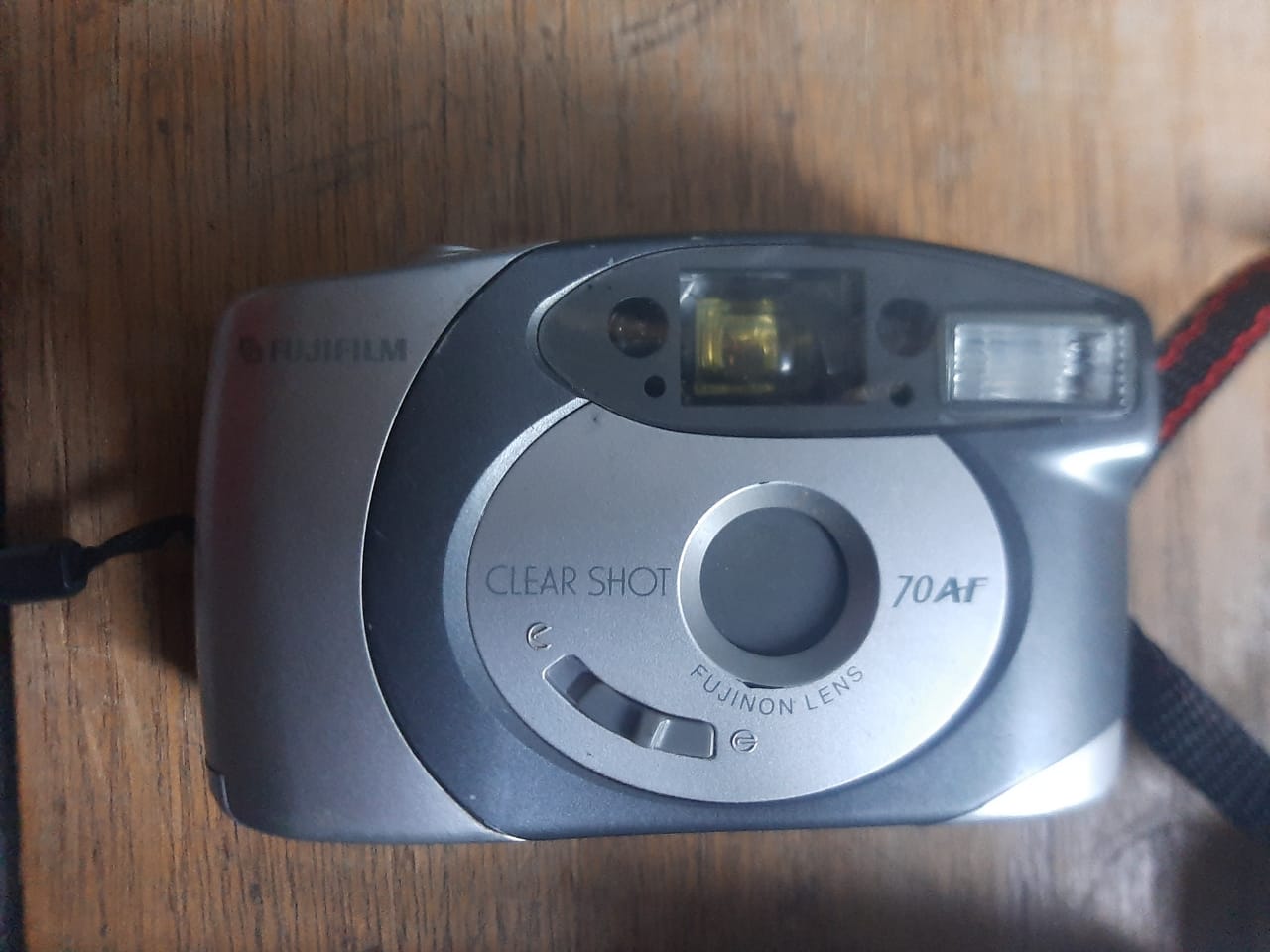 3x cameras1x video recorder