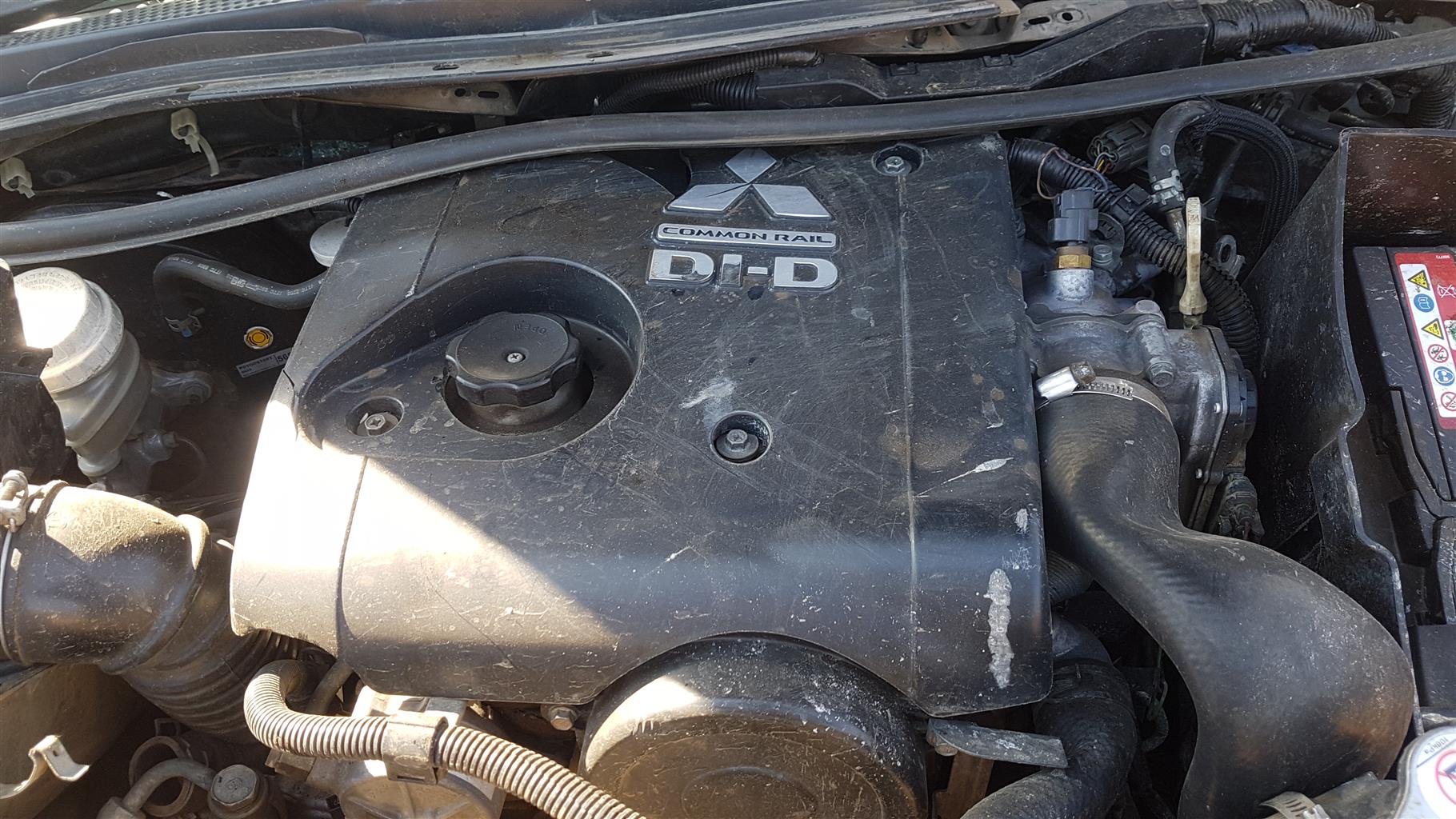 MITSUBISHI TRITON 2.5 DID BODY PARTS - Private Seller