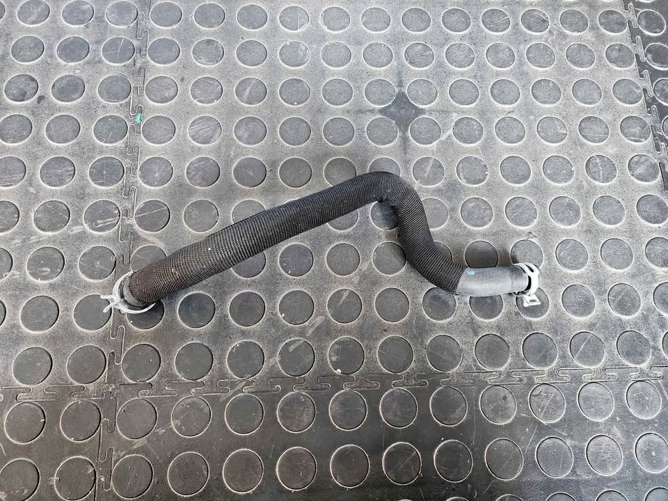 RANGER T6 COOLANT PIPE