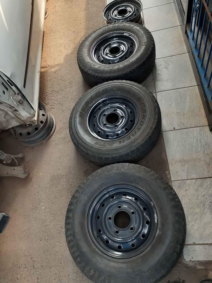 Mahindra scorpio wheels available - Private Seller Mahindra scorpio wheels available - Private Seller