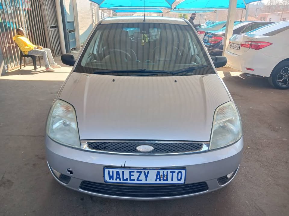 2005 FORD FIESTA 1.6 HATCHBACK Transmission: Manual Mileage: 75000KM Fueltype: Petrol Silver
