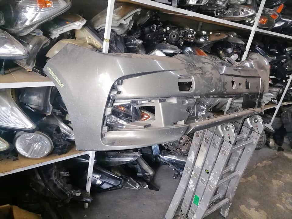 Toyota Prestige silver bumper - Private Seller Toyota Prestige silver bumper - Private Seller