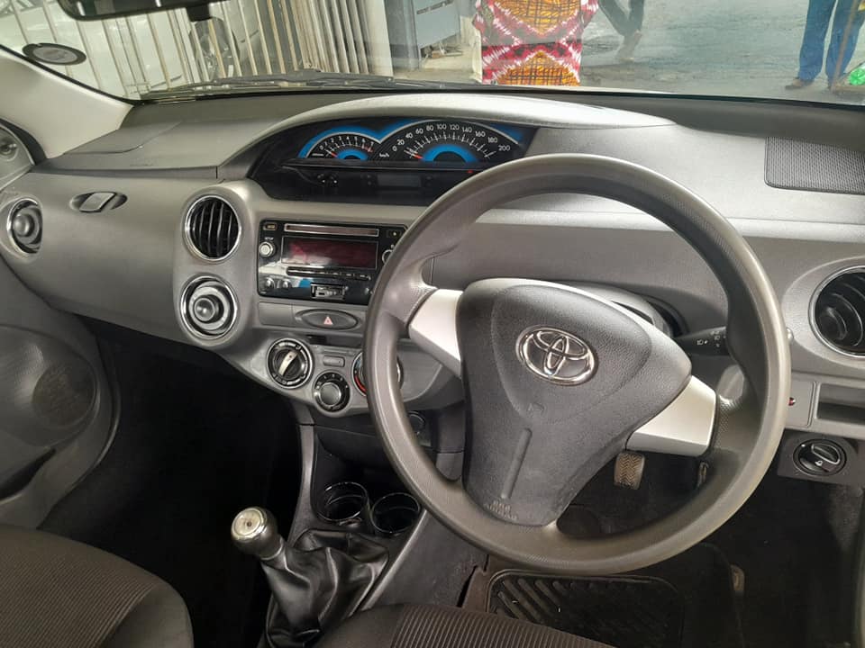 2017 TOYOTA ETIOS 1.5 MANUAL