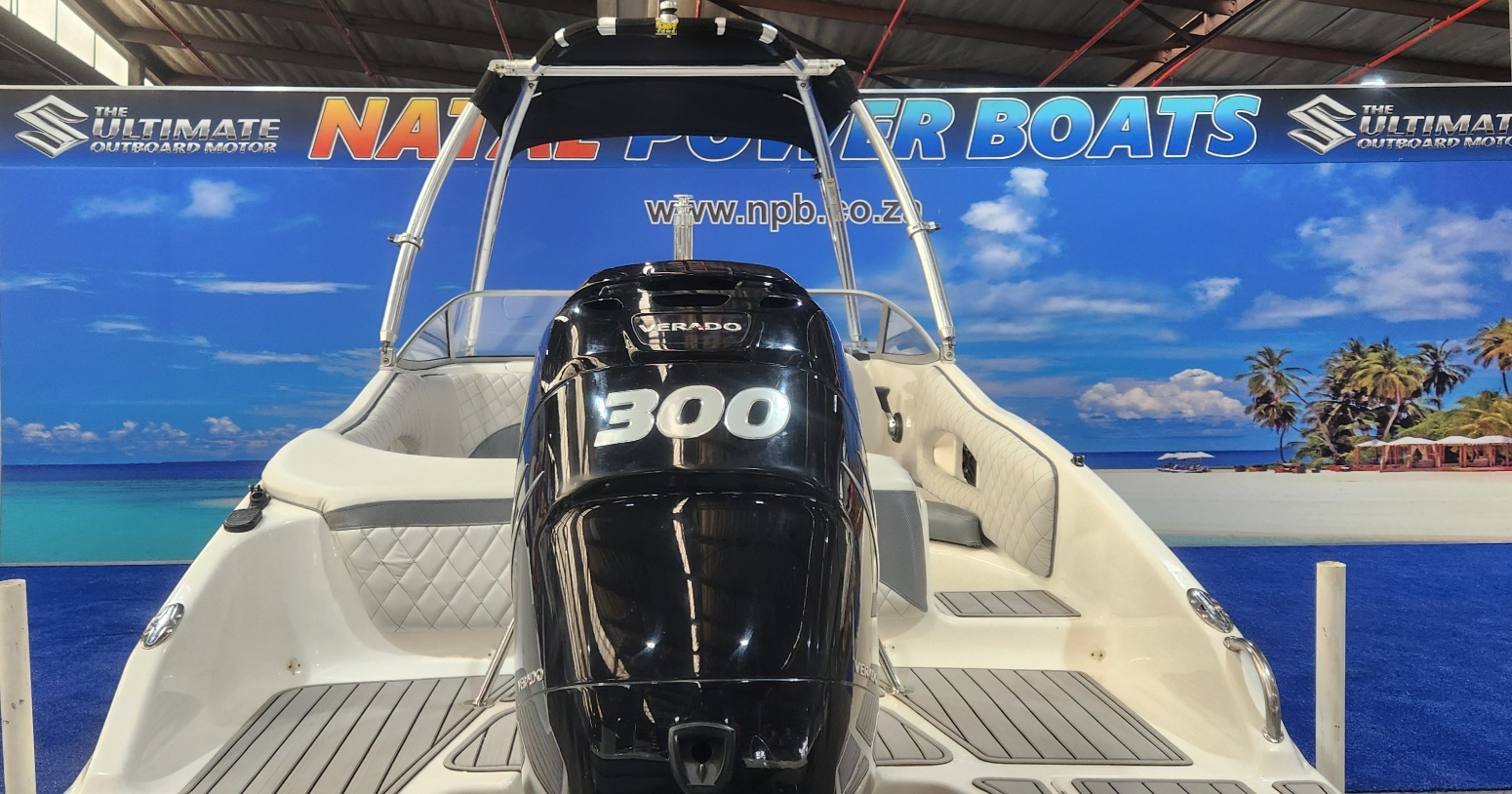 CLASSIC 230 ON TRAILER 300 HP MERCURY VERADO 4 STROKE