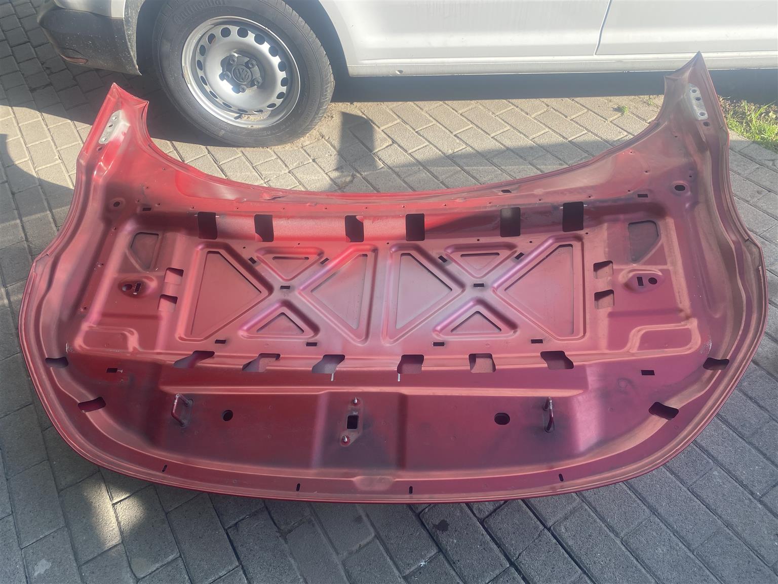 2015 LAND ROVER RANGE ROVER EVOQUE BONNET HOOD FOR SALE. IN EXCELLENT CONDITION - Private Seller 2015 LAND ROVER RANGE ROVER EVOQUE BONNET HOOD FOR SALE. IN EXCELLENT CONDITION - Private Seller