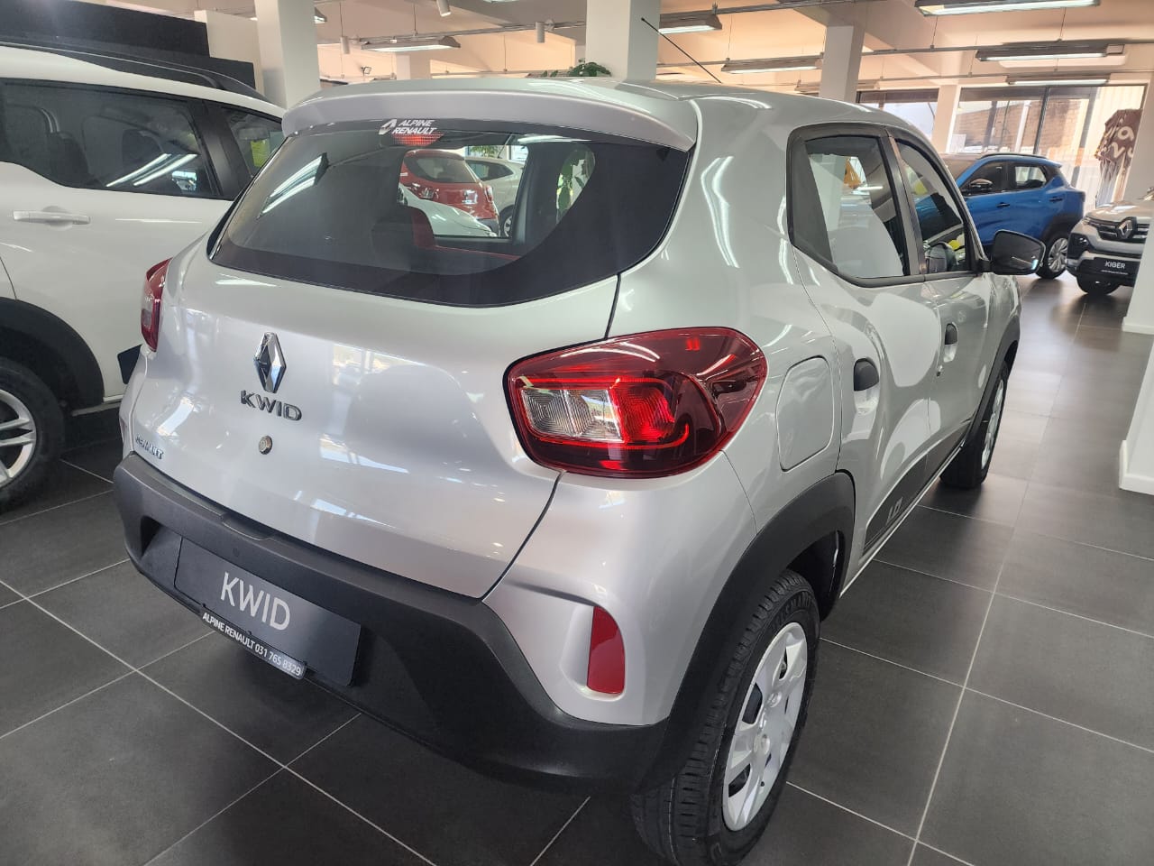 New 2025 Renault Kwid 1.0 Dynamique - Private Seller New 2025 Renault Kwid 1.0 Dynamique - Private Seller