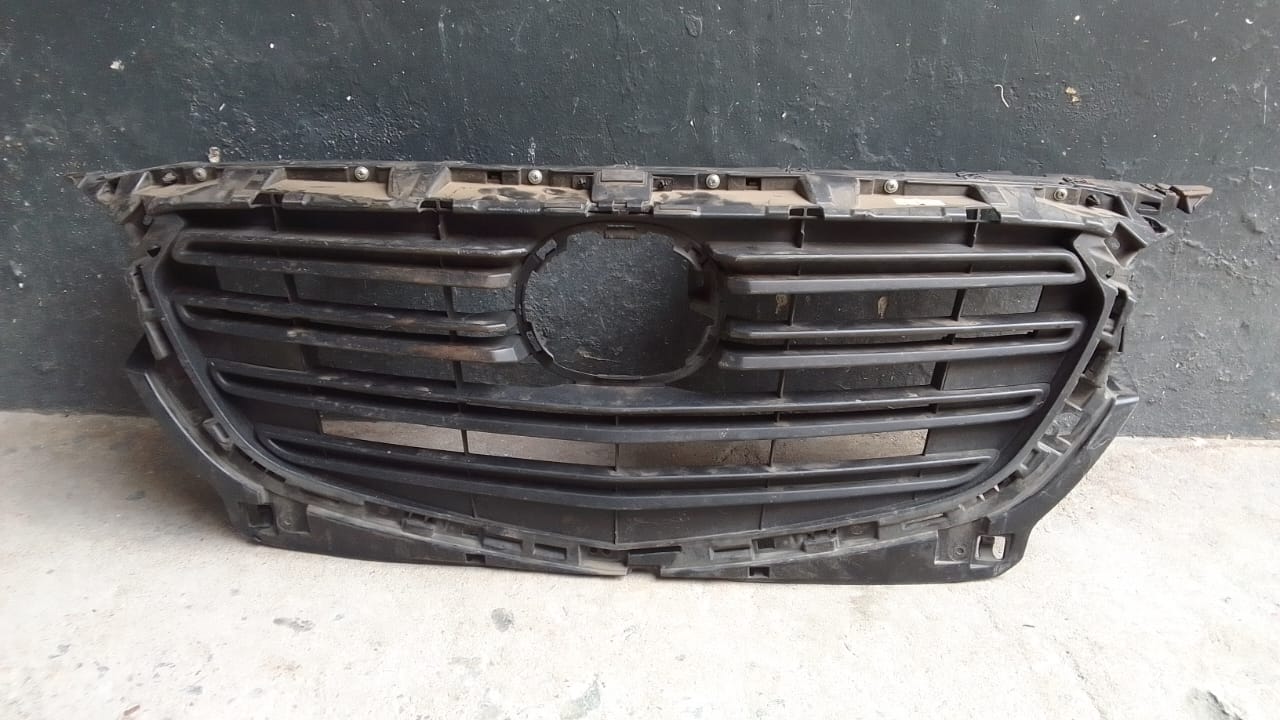 Mazda 3 main grille @Zuma spare parts - Private Seller Mazda 3 main grille @Zuma spare parts - Private Seller