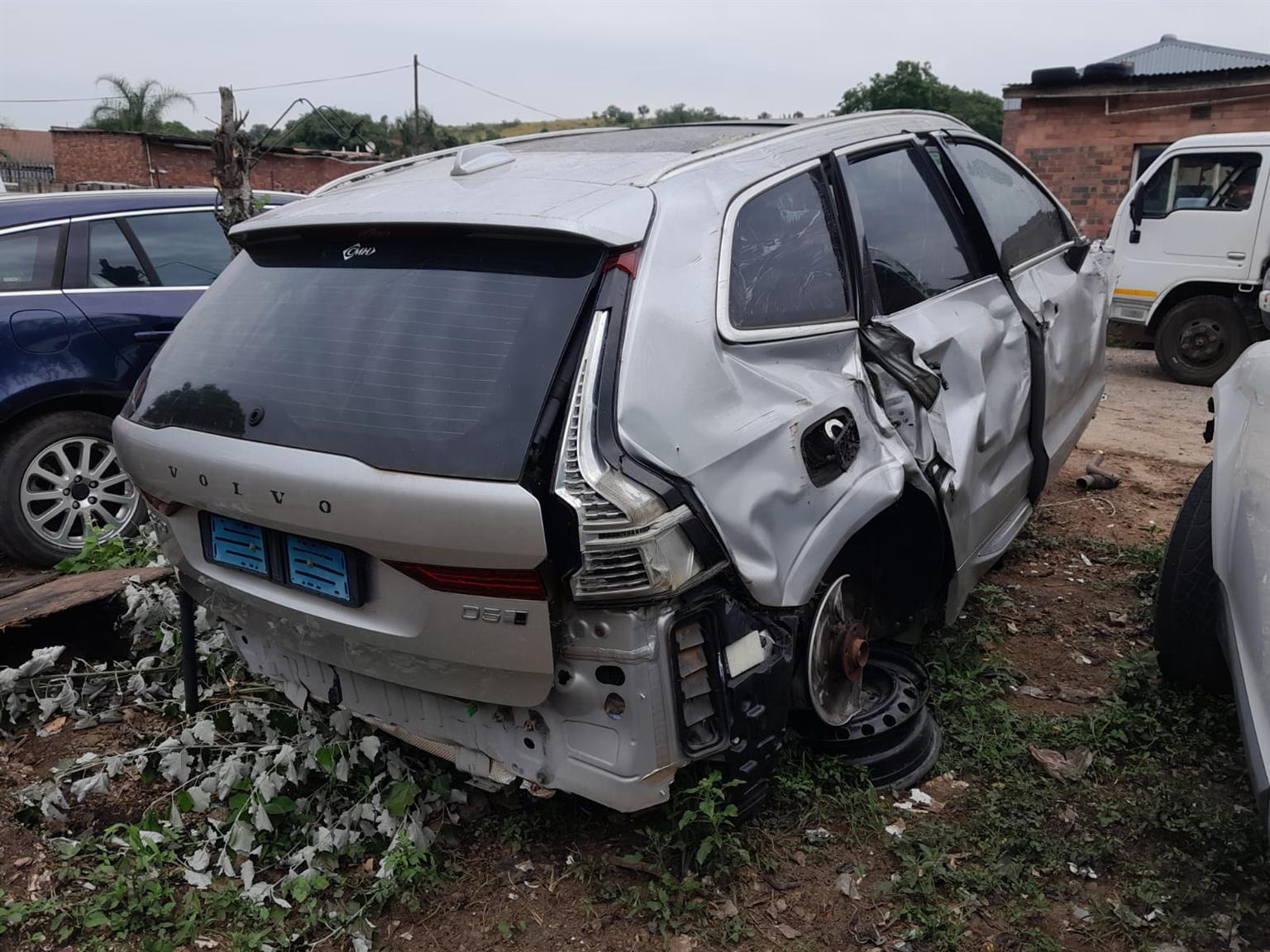 VOLVO XC90 SUV 2015 FOR STRIPPING - Private Seller VOLVO XC90 SUV 2015 FOR STRIPPING - Private Seller