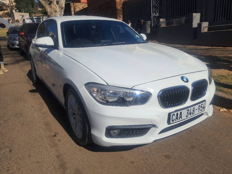BMW 118i F20 2017