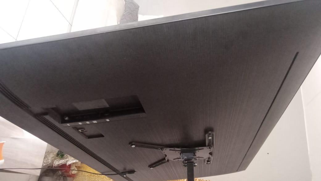 Samsung 70 inch crystal UHD 4k Smart TV