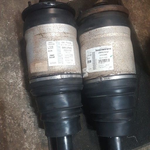 2011 Range Rover Sport 5.0l S/C Rear Shocks for sale 2011 Range Rover Sport 5.0l S/C Rear Shocks for sale