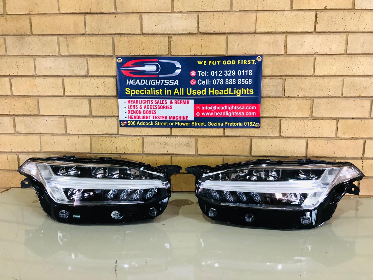 Volvo XC90 Full LED xenon left and right side headlights taking 3 ballasts - Private Seller Volvo XC90 Full LED xenon left and right side headlights taking 3 ballasts - Private Seller