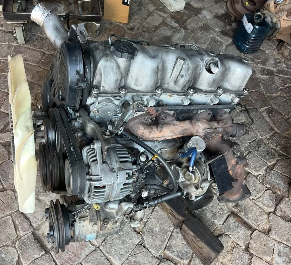 Ford Ranger 2.5 Wl Complete Running engine Call or whatsapp  or