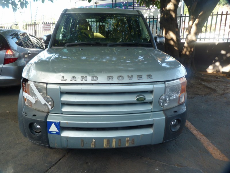 Land Rover Discovery 3 TDV6 SE AT Silver - 2008 STRIPPING FOR SPARES - Private Seller Land Rover Discovery 3 TDV6 SE AT Silver - 2008 STRIPPING FOR SPARES - Private Seller
