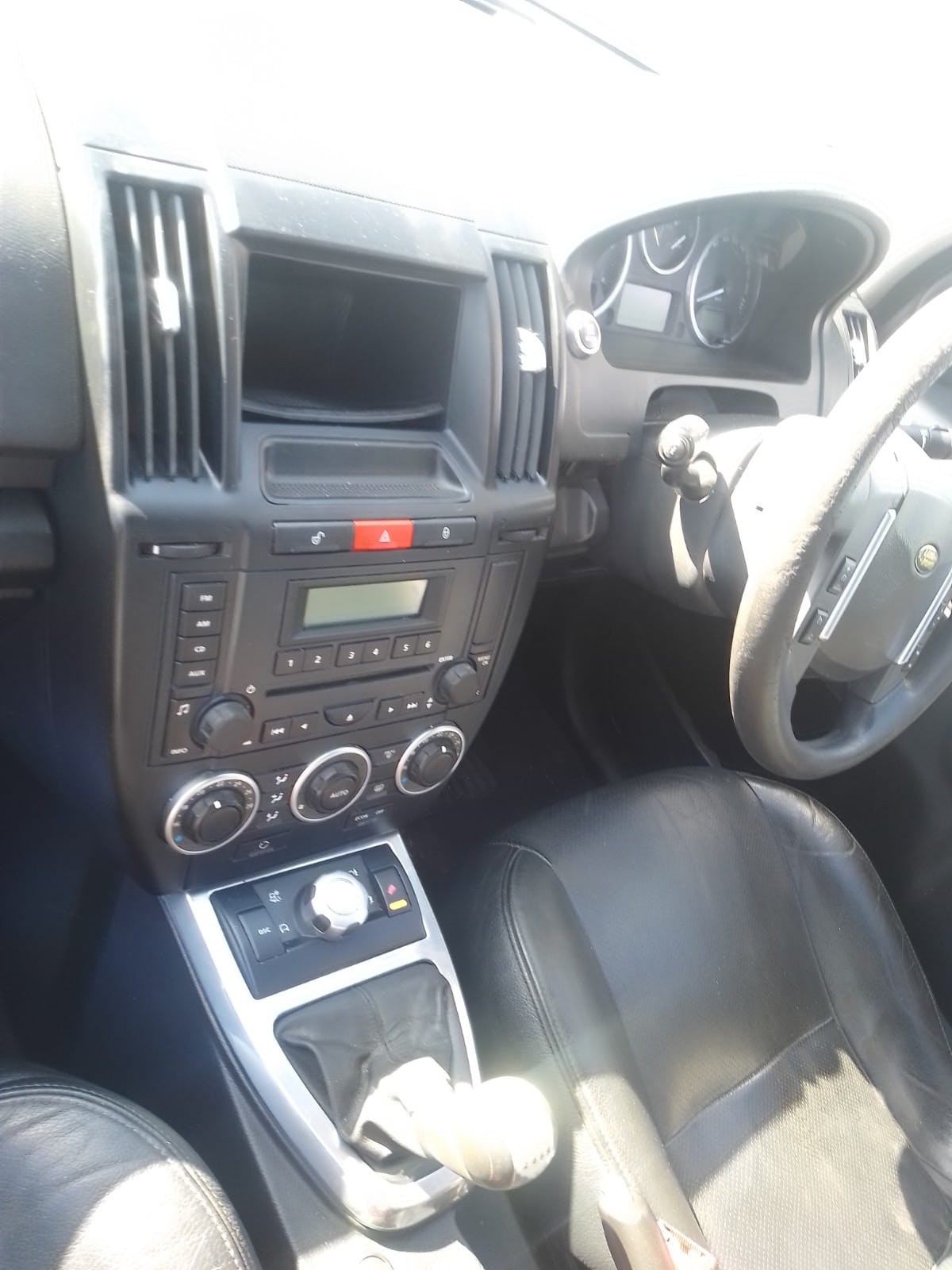 Land Rover Freelander II - used radio for sale - Private Seller