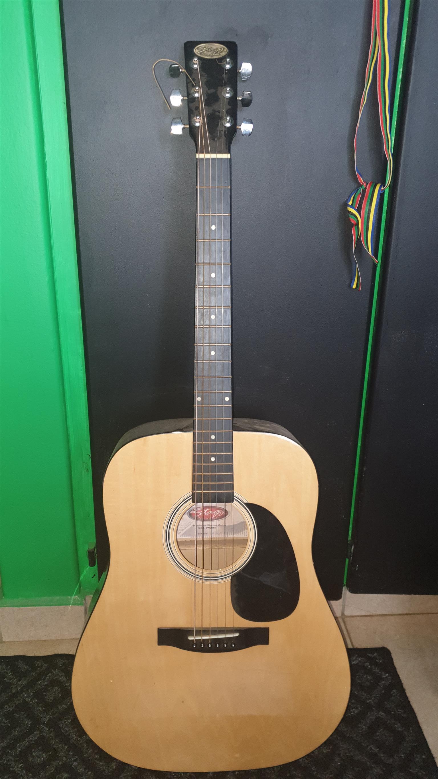 Stage guitar R800neg 