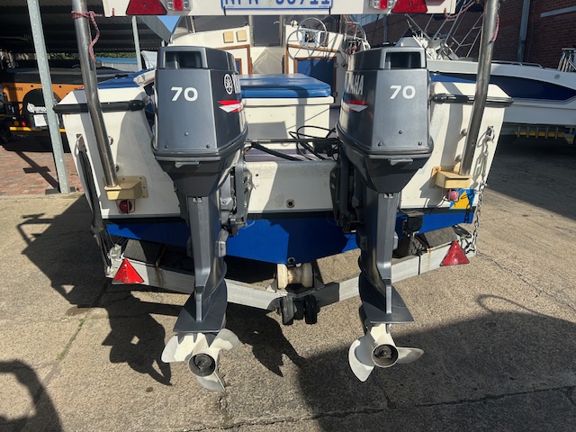 Acecraft Sea Glyder 18 with 2 x Yamaha 70hp Motors - Private Seller