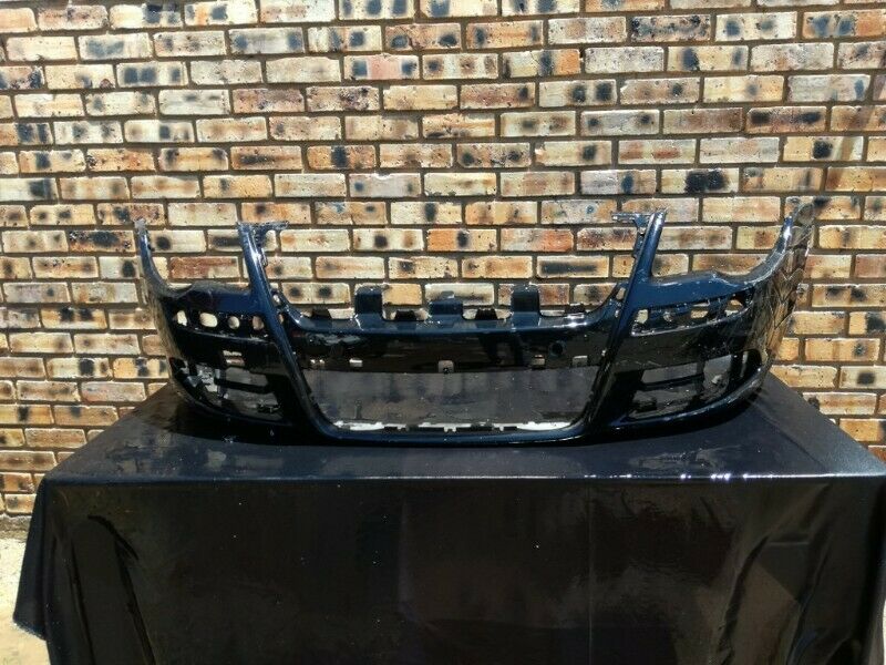 Volkswagen Eos Front Bumper - Private Seller Volkswagen Eos Front Bumper - Private Seller