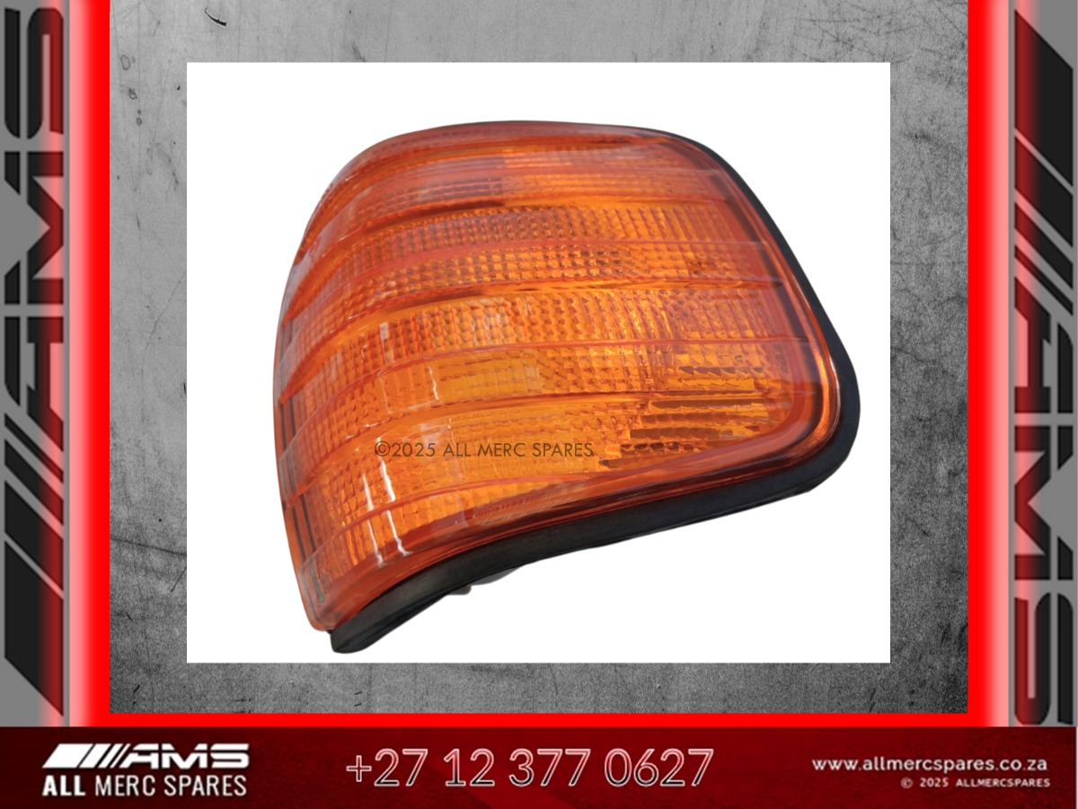 NEW MERCEDES W126 RIGHT FRONT CORNER LAMP – IN STOCK