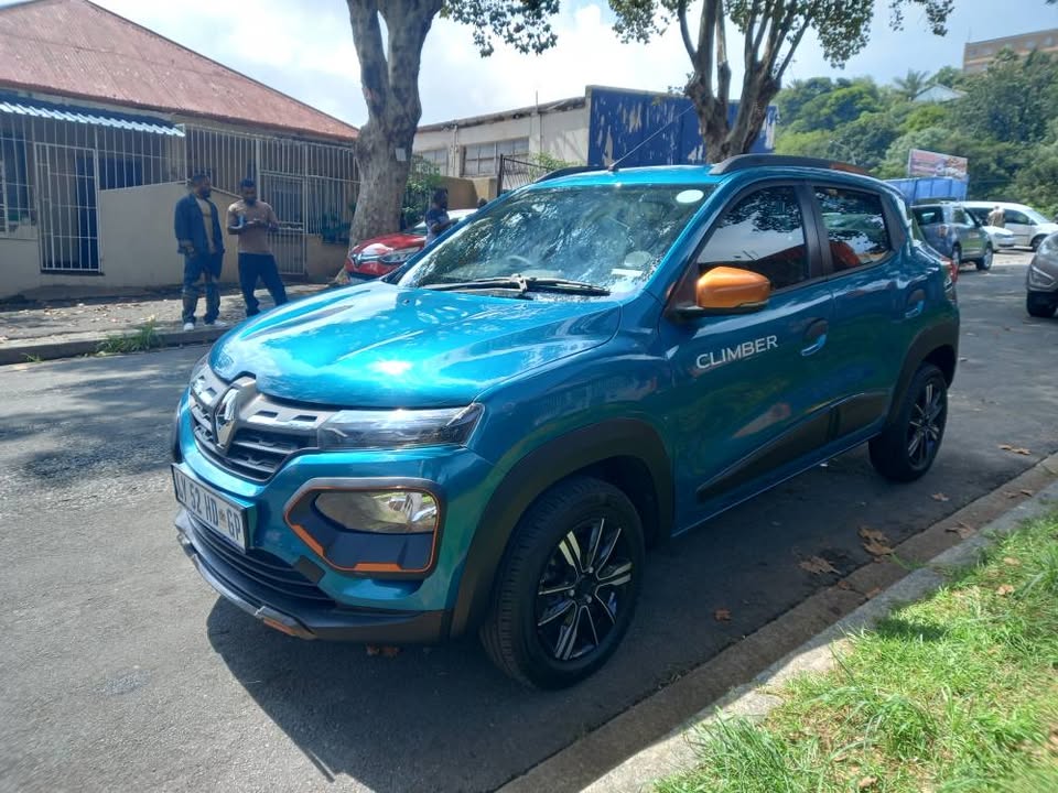 2024 Renault Kwid Climber 1.0 Petrol, Manual, Green, 60000kms