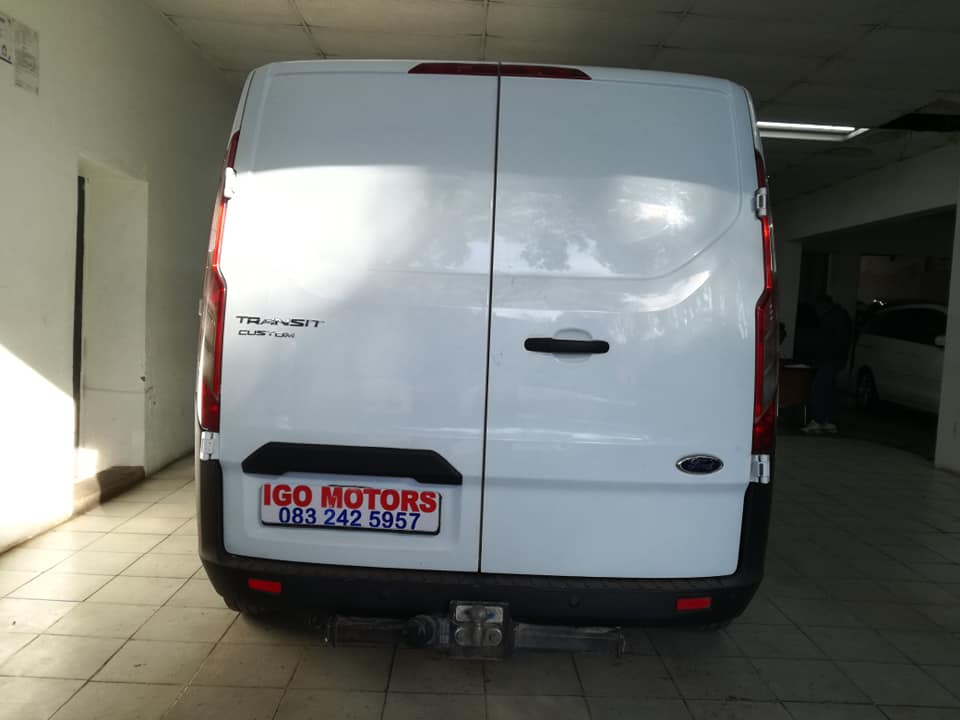 Used Ford Transit 2.2TDCi MWB panel van - Private Seller